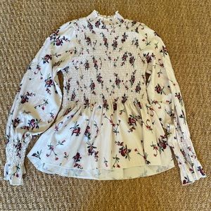 Princess Polly, size 2, blouse with roses on it